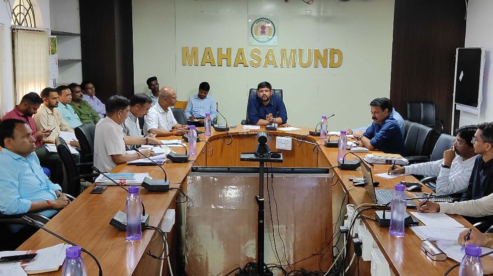 महासमुंद : नगरीय क्षेत्रों में बारिश और बाढ़ से बचाव के लिए प... - CG Sandesh