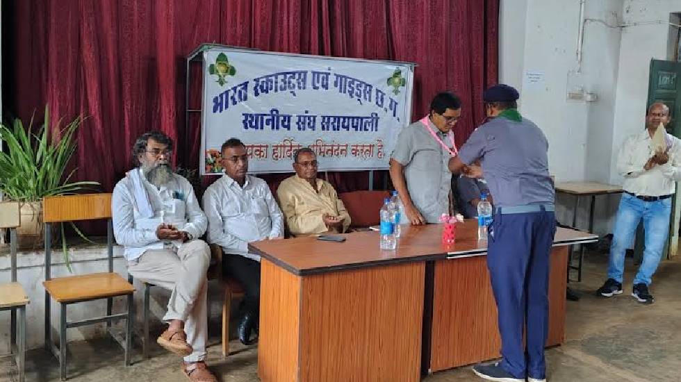 महेंद्र बाघ को हराकर ओमप्रकाश चौधरी बने स्काउट्स एवं गाइड्स ... - CG Sandesh
