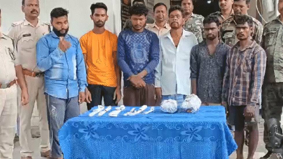 CG : गौ हत्या कर आपस में बांटा मांस, 6 गिरफ्तार - CG Sandesh