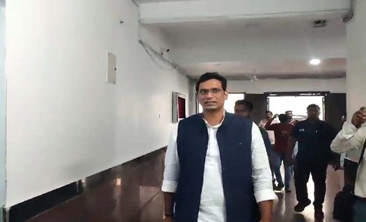 बलौदाबाजार हिंसा मामला : विधायक देवेंद्र यादव पहुंचे बलौदाबा... - CG Sandesh