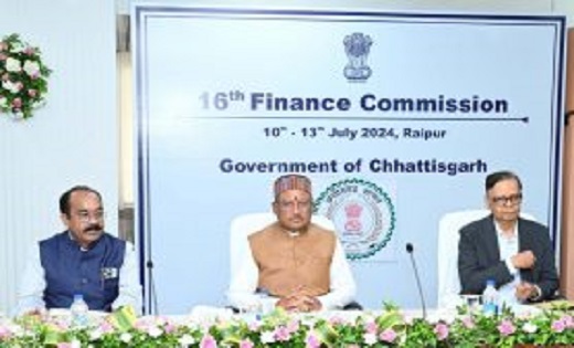 केंद्रीय वित्तीय आयोग की बैठक ,सीएम ने आयोग से मांगी अतिरिक्त वित्तीय मदद, कहा – कठिन भौगोलिक परिस्थितियों के चलते अधोसंरचना में होता है अधिक खर्च