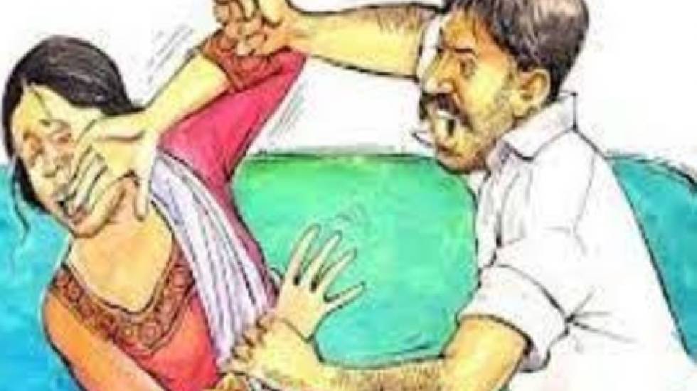 कोमाखान : शराब के नशे में पत्नी से मारपीट, आरोपी पति के खिला... - CG Sandesh