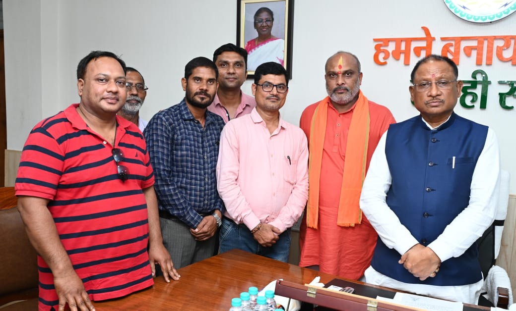 कैशलेस चिकित्सा के लिए मुख्यमंत्री ने दिया आश्वासन जल्द लागू... - CG Sandesh