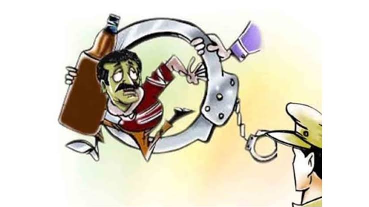 सरायपाली : 25 लीटर महुआ शराब जप्त - CG Sandesh