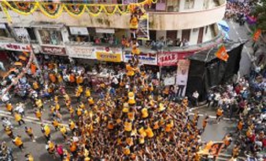 Dahi Handi: मुंबई दही हांडी उत्सव में बड़ा हादसा: 206 गोविंदा अस्पताल में भर्ती, मानव पिरामिड टूटने से 60 से अधिक घायल