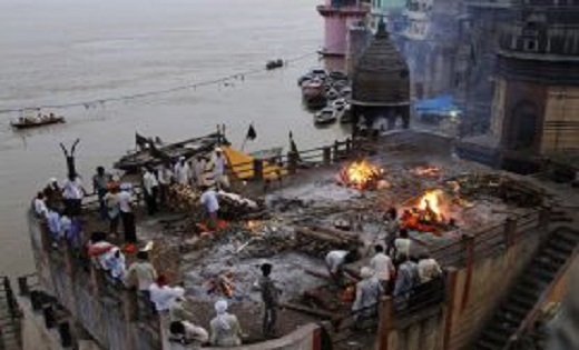 Varanasi: भयावह तस्वीरें….गंगा के उफान में अस्सी घाट डूबा, छ... - CG Sandesh