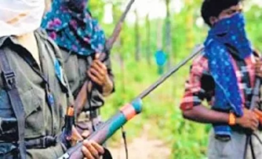 मुखबिरी के शक में नक्सलियों ने अपने ही महिला साथी को उतारा म... - CG Sandesh