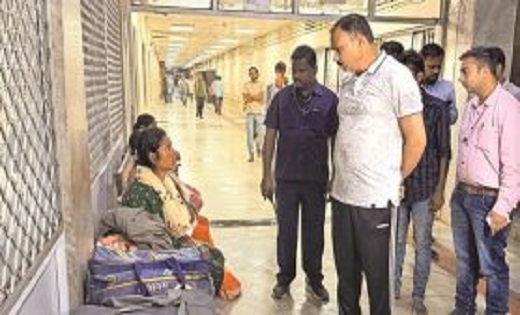 छत्‍तीसगढ़ के अस्‍पतालों की सुरक्षा पर स्‍वास्‍थ्‍य मंत्री का बड़ा फैसला, सुरक्षा का जिम्मा अब हथियारबंद पूर्व सैनिकों को