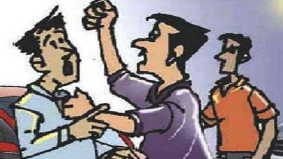 पिथौरा : युवक के साथ मारपीट, 3 के खिलाफ केस दर्ज - CG Sandesh