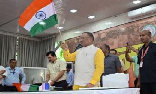जनदर्शन में सीएम ने सुनी जनता की समस्याएं ,हर घर तिरंगा अभियान के अंतर्गत लोगों को तिरंगा का किया गया वितरण