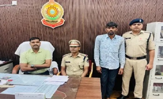 सीएम साय फेक ID मामले में आरोपी गिरफ्तार : रायपुर पुलिस ने अलवर से साहूकार खान नामक व्यक्ति को पकड़ा