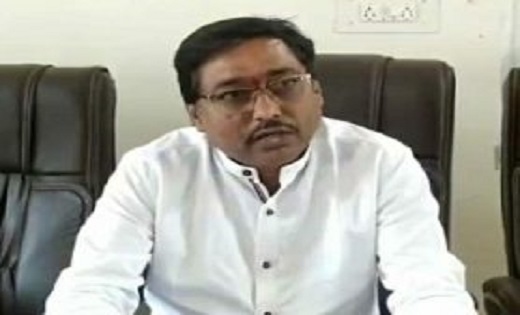 CG Breaking: भाजपा नेता पर आदिवासी युवक के साथ अभद्र व्यवहार का आरोप, पार्टी ने किया निष्कासित
