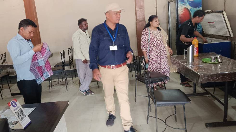 महासमुंद : रक्षाबंधन से पहले खाद्य पदार्थ की जांच, सरायपाली ... - CG Sandesh
