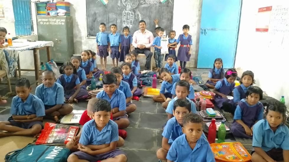 बसना : अंतर्राष्ट्रीय अंतरिक्ष दिवस पर चंद्रयान 3 मॉडल निर्म... - CG Sandesh