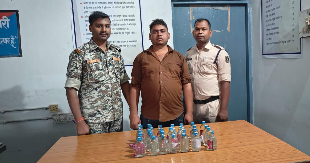 महासमुन्द पुलिस के द्वारा कुल 17.8 लीटर शराब कीमती 7220 रूपय... - CG Sandesh