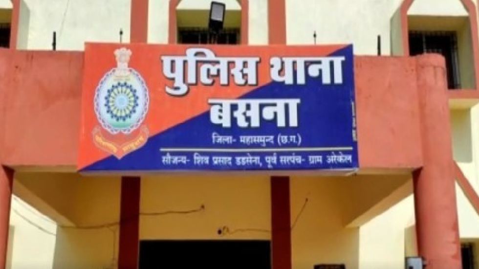 बसना : क्रुरता पूर्वक हांकते हुए वध करने के प्रयोजन से ले जा... - CG Sandesh