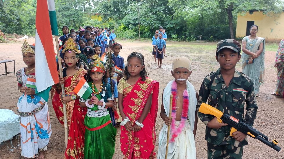 सरायपाली : सिरबोड़ा में मनाया गया स्वतंत्रता दिवस - CG Sandesh