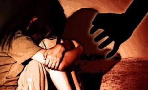 17 साल की नाबालिग से यौन शोषण : चार अस्पतालों में घूमने के ब... - CG Sandesh