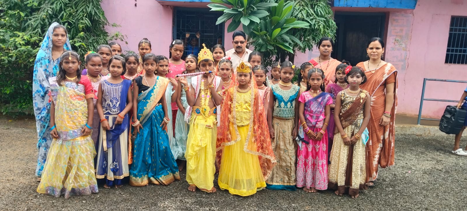 बसना : बंसुला स्कूल में मनाया गया श्री कृष्ण जन्माष्टमी पर्व - CG Sandesh