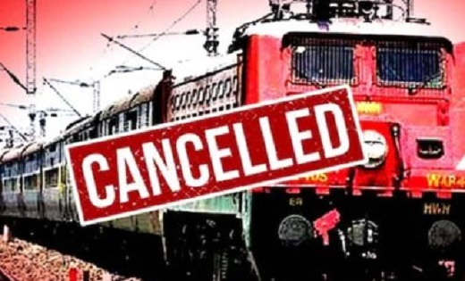 खेलते-खेलते कुएं में गिरी मासूम, बचाने के लिए कुएं में कूदी ... - CG Sandesh