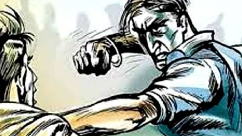 बागबाहरा : डीजल डलवाने गए एम्बुलेंस चालक के साथ मारपीट - CG Sandesh