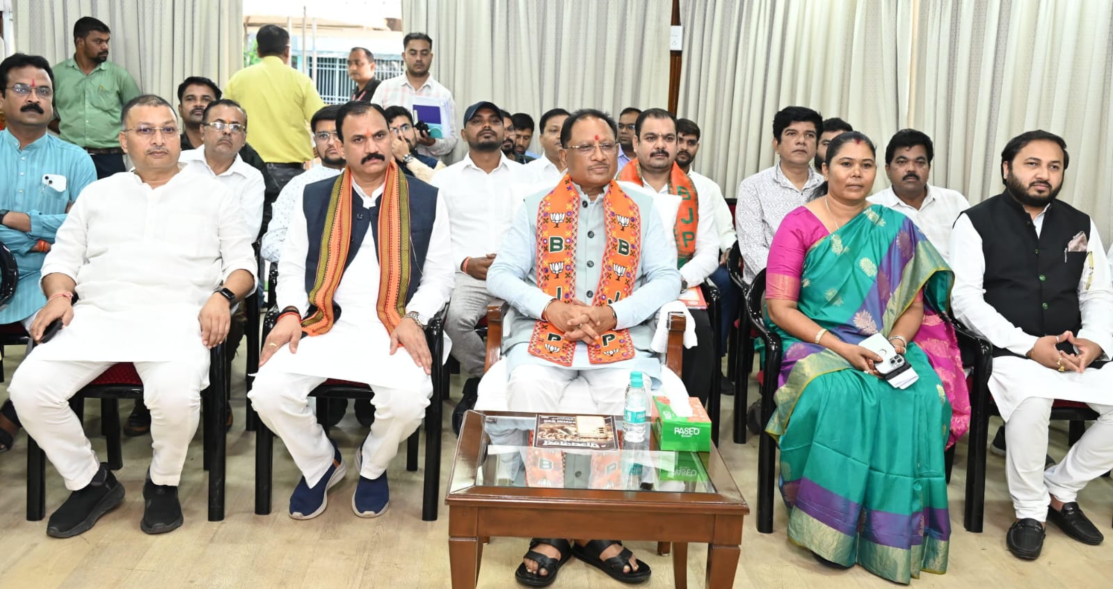 प्रधानमंत्री नरेंद्र मोदी के मन की बात कार्यक्रम देशवासियों ... - CG Sandesh