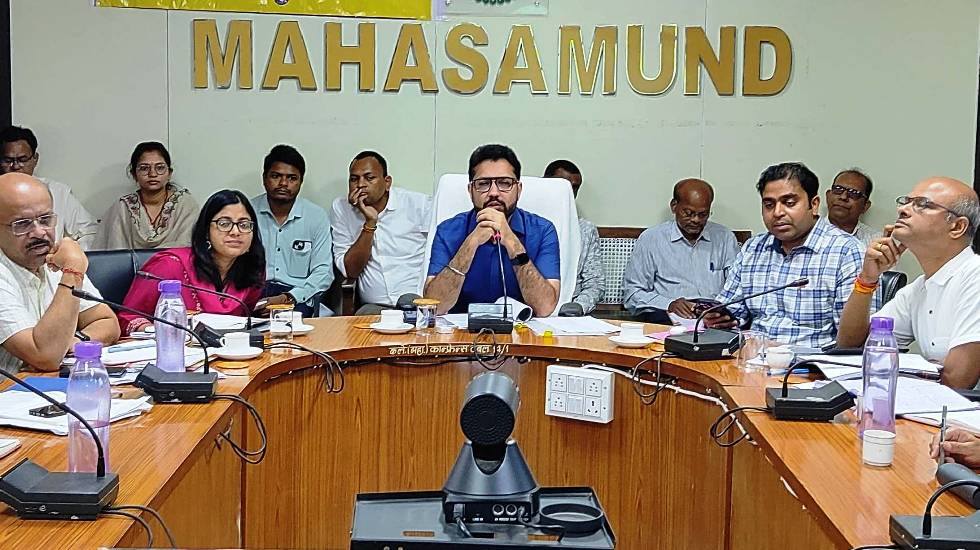 महासमुंद : अवैध शराब बिक्री, अवैध रेत उत्खनन, अवैध क्लिनिक प... - CG Sandesh