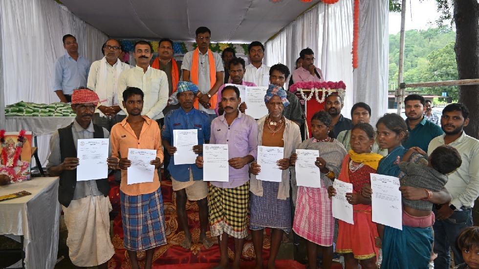 पीएम जनमन से बैगा परिवारों की बदल रही तस्वीर और तकदीर - CG Sandesh