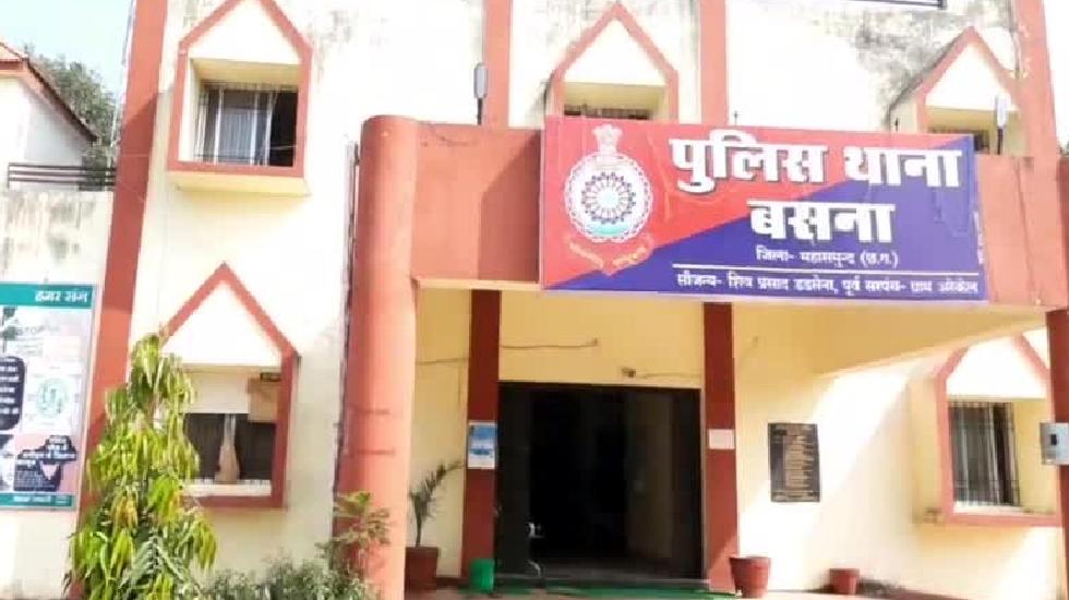 बसना : तोड़-फोड़ और लूटपाट के मामले में पुलिस ने नहीं की कार... - CG Sandesh