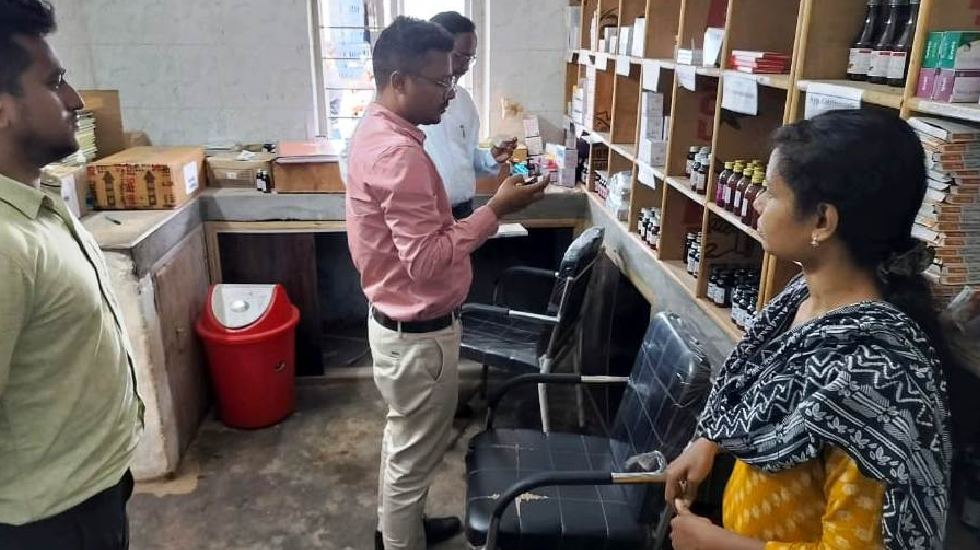 सामुदायिक स्वास्थ्य केन्द्रों का करें सतत् निरीक्षण, मरीजों ... - CG Sandesh