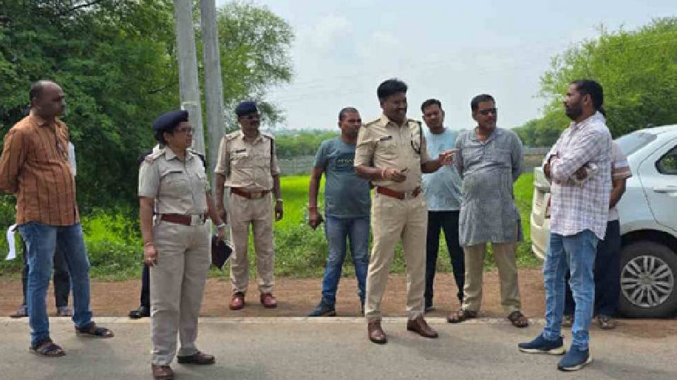 CG - बंदूक की नोंक पर सराफा कारोबारी से लाखों के सोने - चांद... - CG Sandesh