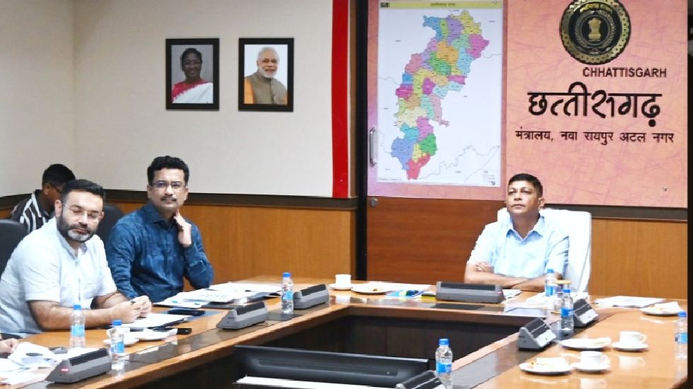 नक्सल प्रभावित जिलों में केन्द्र और राज्य शासन की व्यक्तिमूल... - CG Sandesh