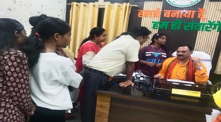  वैक्सीन से दो बच्चों की मौत के बाद स्वास्थ्य मंत्री जायसवाल... - CG Sandesh