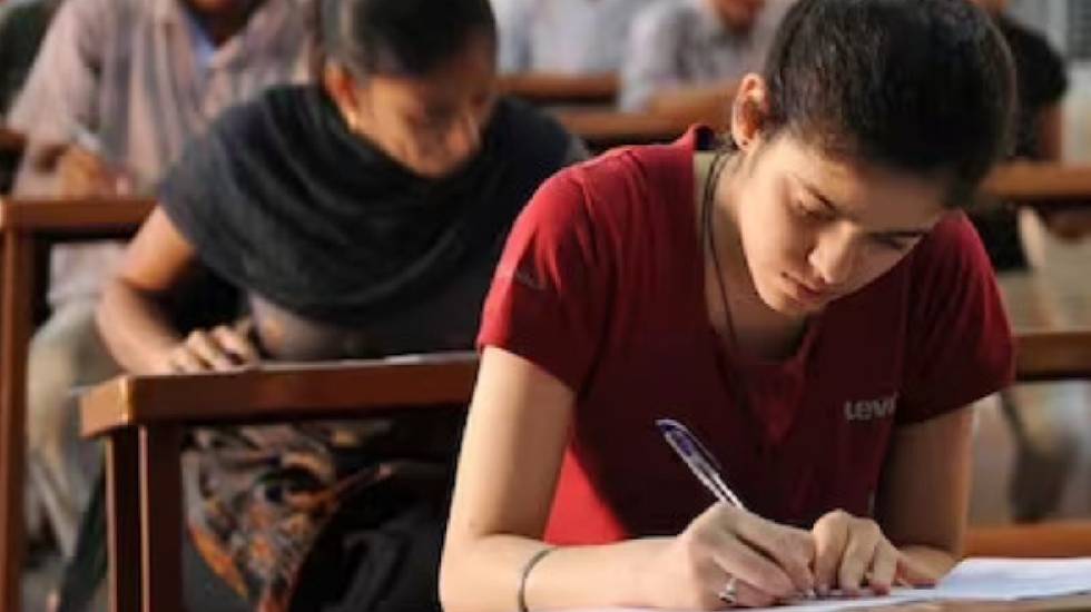 महासमुंद : छात्रावास अधीक्षक श्रेणी ‘द’ भर्ती परीक्षा में 24... - CG Sandesh