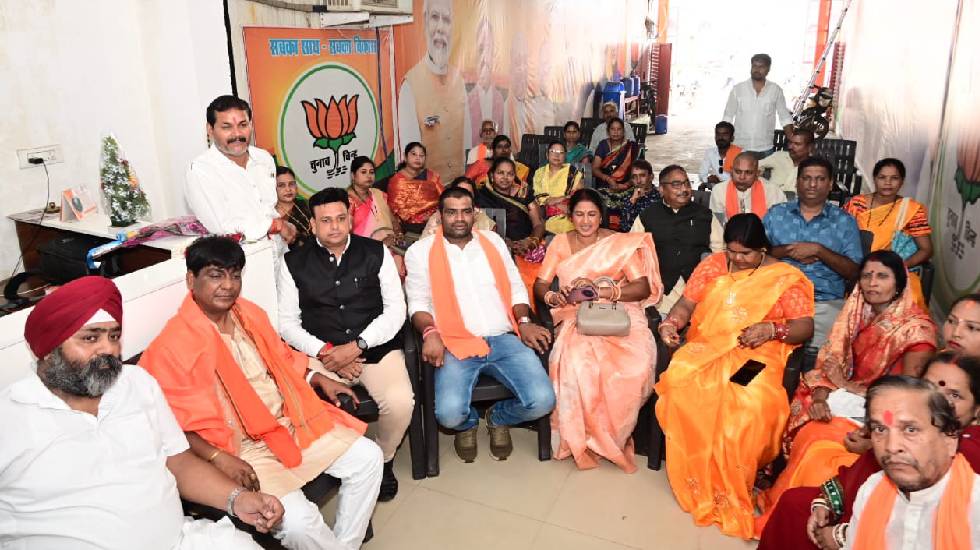 महासमुंद : विधायक योगेश्वर राजू सिन्हा सहित भाजपा नेताओं ने ... - CG Sandesh