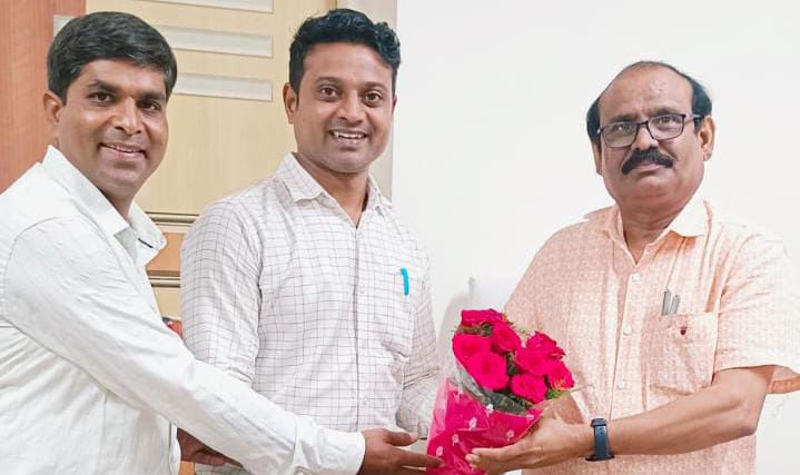 लंबित प्रोत्साहन राशि के भुगतान के लिए जेडी से मिले संगठन के... - CG Sandesh