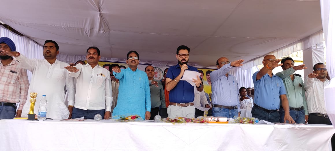 पिथौरा के दूरस्थ ग्राम भुरकोनी में आयोजित किया गया जिला स्तर... - CG Sandesh
