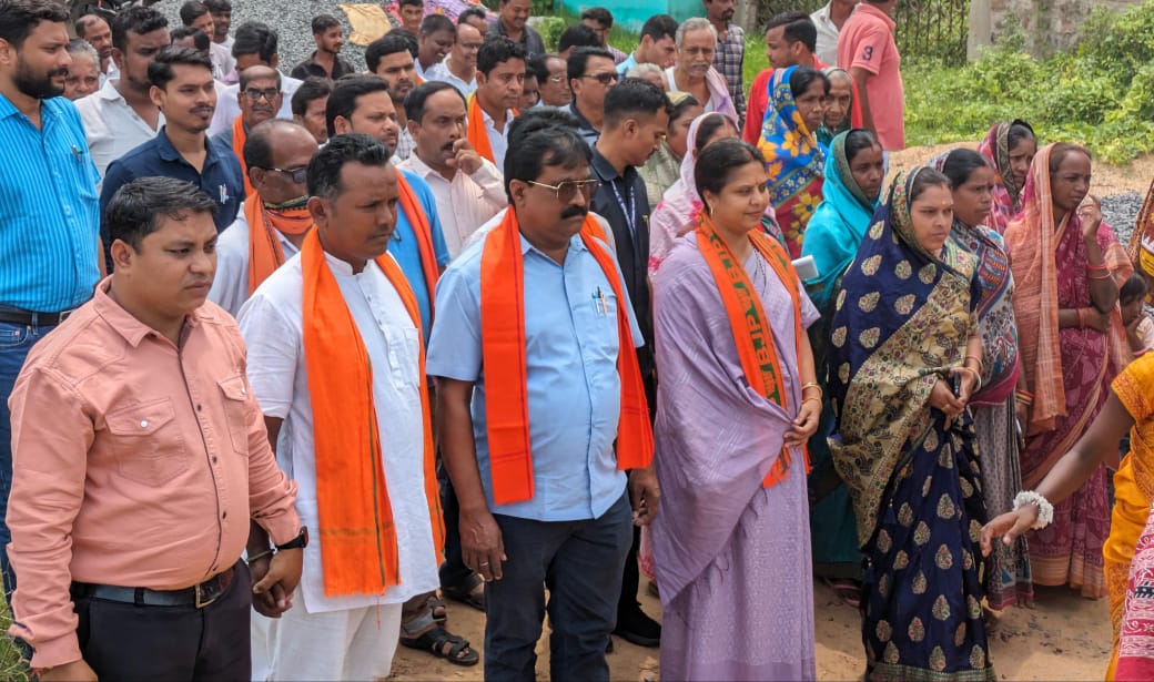 बसना : सांसद रूपकुमारी चौधरी ने किया सदस्यता अभियान का शुभार... - CG Sandesh