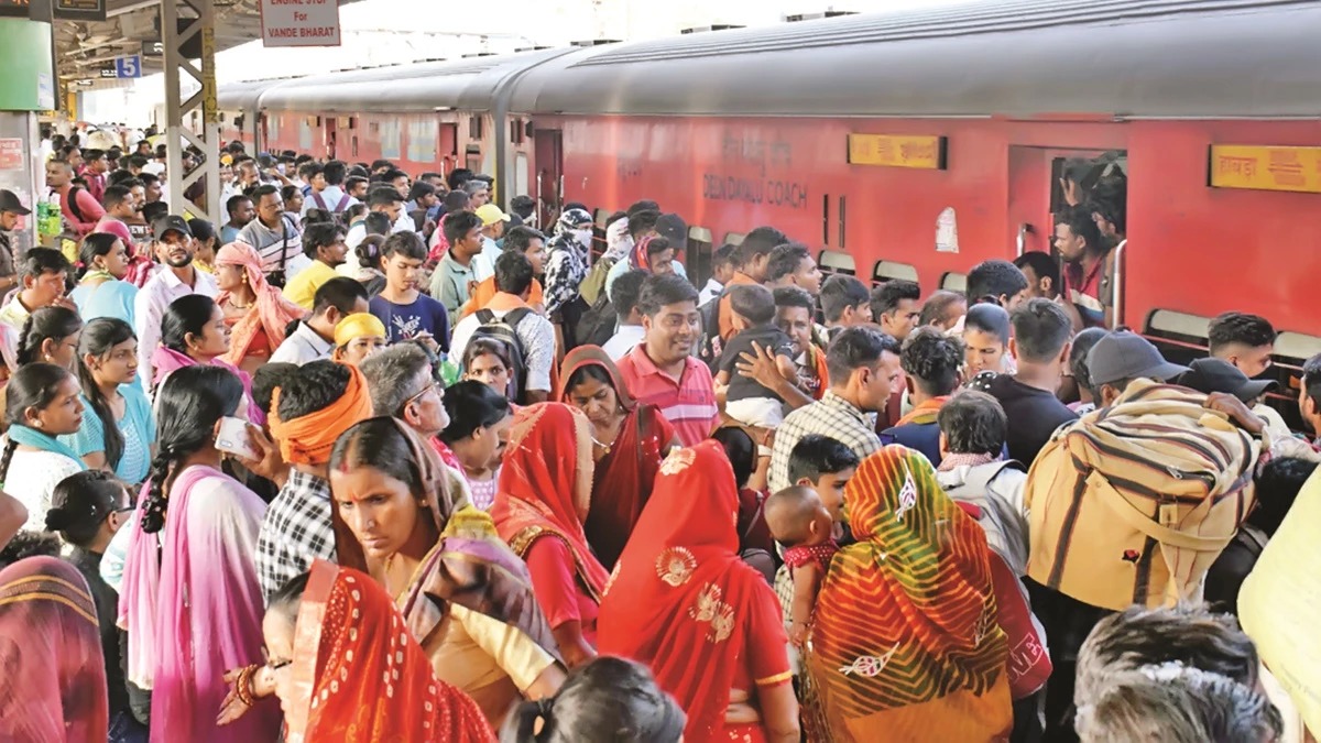  CG : ट्रेनों में बढ़ी चोरियां, रेलवे ने जारी की एडवाइजरी, की... - CG Sandesh