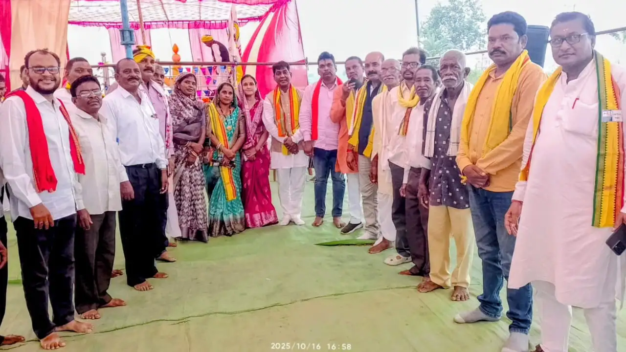 महासमुंद : ग्राम पंचायत मचेवा के गोंड समाज के इष्ट पेन शक्ति... - CG Sandesh