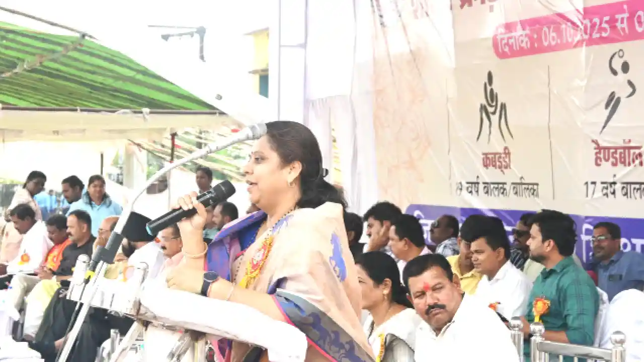 महासमुंद : प्रतियोगिता से विद्यार्थियों में आत्मविश्वास, नेत... - CG Sandesh
