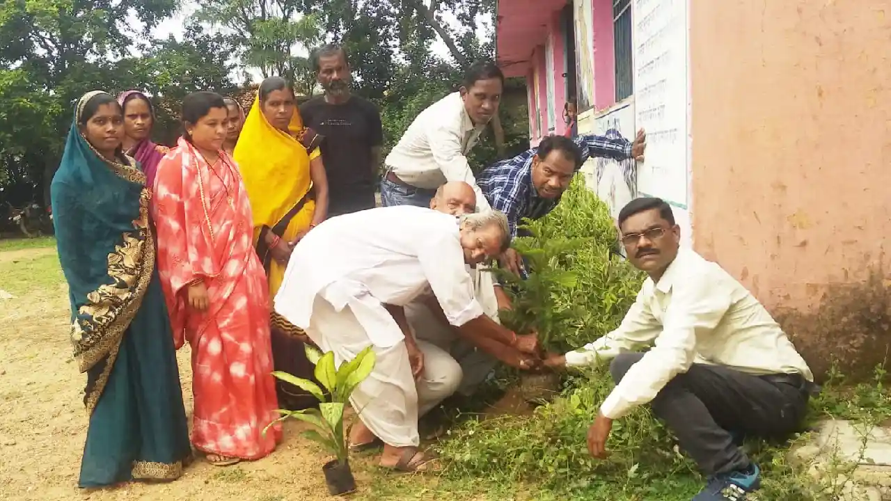 सरायपाली : शिक्षा की गुणवत्ता बढ़ाने के लिए शास.प्राथ. शाला ... - CG Sandesh