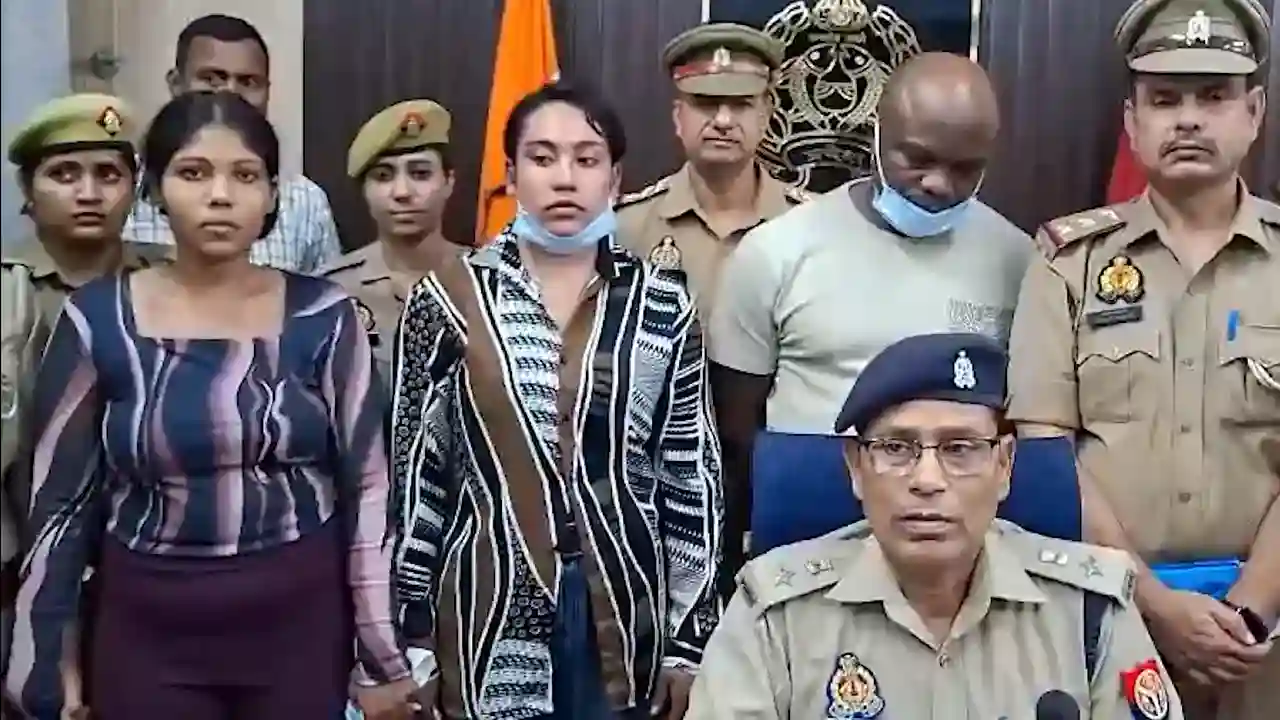 फर्जी प्रोफाइल से शिक्षिका को दिया शादी का झाँसा.. 2 युवती स... - CG Sandesh