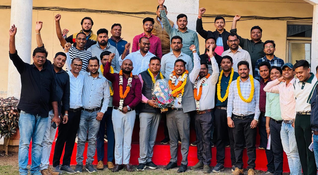 बसना : प्रदेश के नवनिर्वाचित ग्रामीण उद्यान विस्तार अधिकारी संघ पदाधिकारीयों का सम्मान