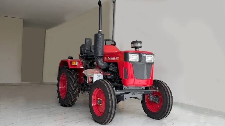 छोटी खेती के लिए 15 HP में सबसे भरोसेमंद ट्रैक्टर, जानिए फीच... - CG Sandesh