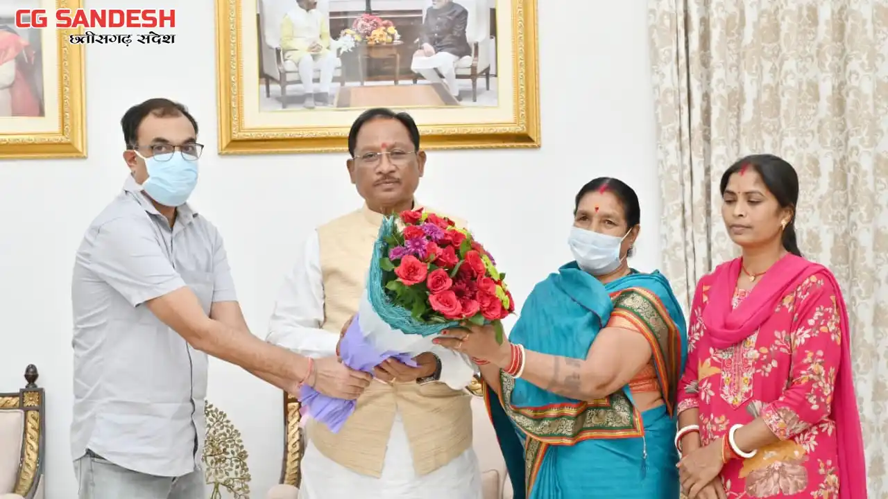 CG : मुख्यमंत्री विशेष स्वास्थ्य सहायता योजना बन रही लोगों क... - CG Sandesh