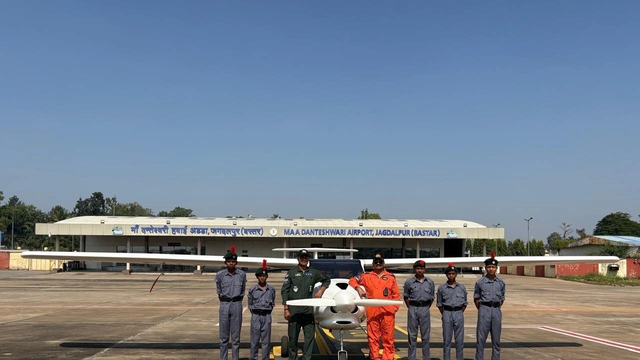 आसमान की ऊँचाइयों में कैरियर बनाने का सपना अब हो रहा है साका... - CG Sandesh