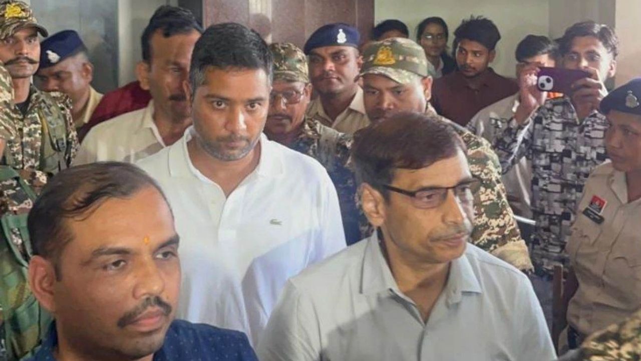 CG : पूर्व मुख्यमंत्री बघेल के बेटे चैतन्य बघेल की 61 करोड़ ... - CG Sandesh