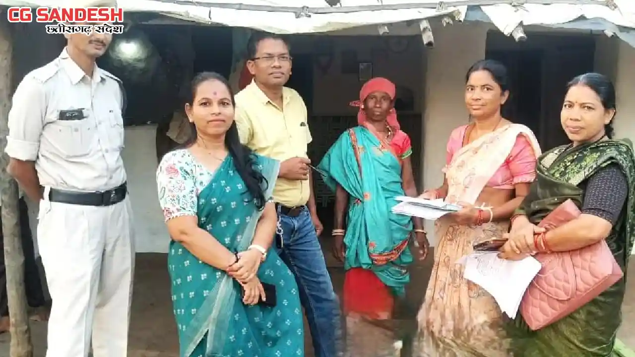 महासमुंद : जिले में विशेष गहन पुनरीक्षण के तहत होम-टू-होम एन... - CG Sandesh