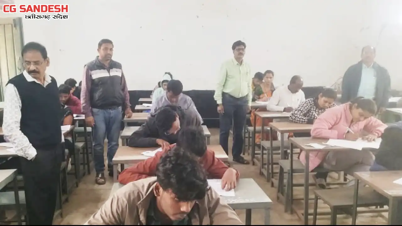 सरायपाली : बीईओ ने छत्तीसगढ़ राज्य ओपन स्कूल हायर सेकेंडरी स... - CG Sandesh